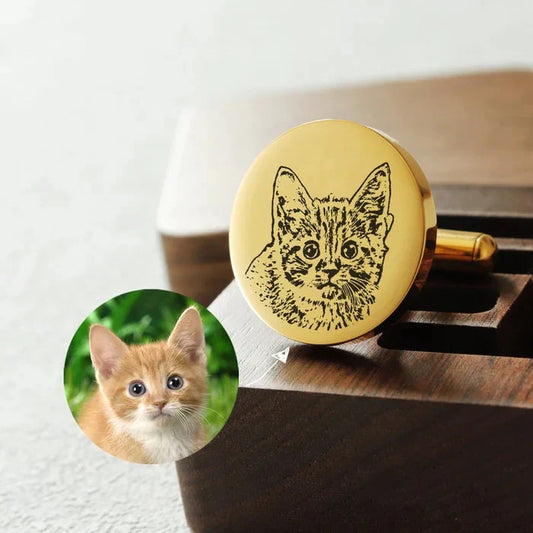 Eraya Jewel Personalized Pet Photo Cufflinks in a polished Gold finish, featuring a custom cat portrait – Unique accessory for cat lovers.